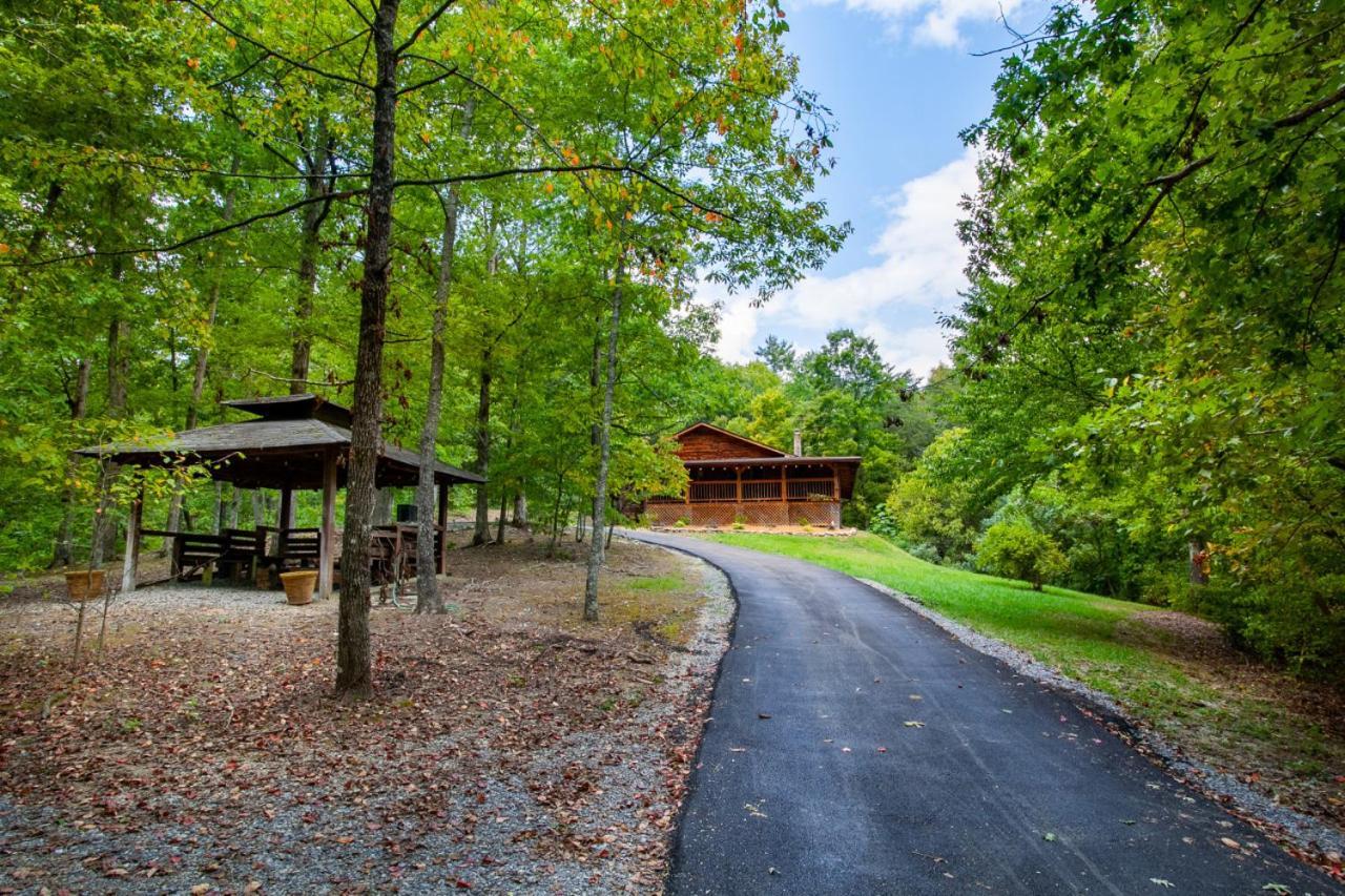 Forest Home Hot Tub Fire Pit Pool Table Pigeon Forge Exteriör bild